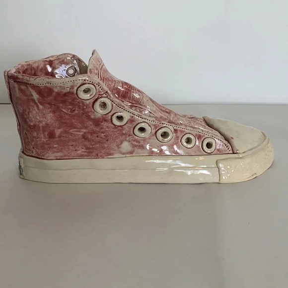 Fayezart Signed Northwest Studio Art Pottery Sneaker Converse Shoe Red - Picture 5 of 16